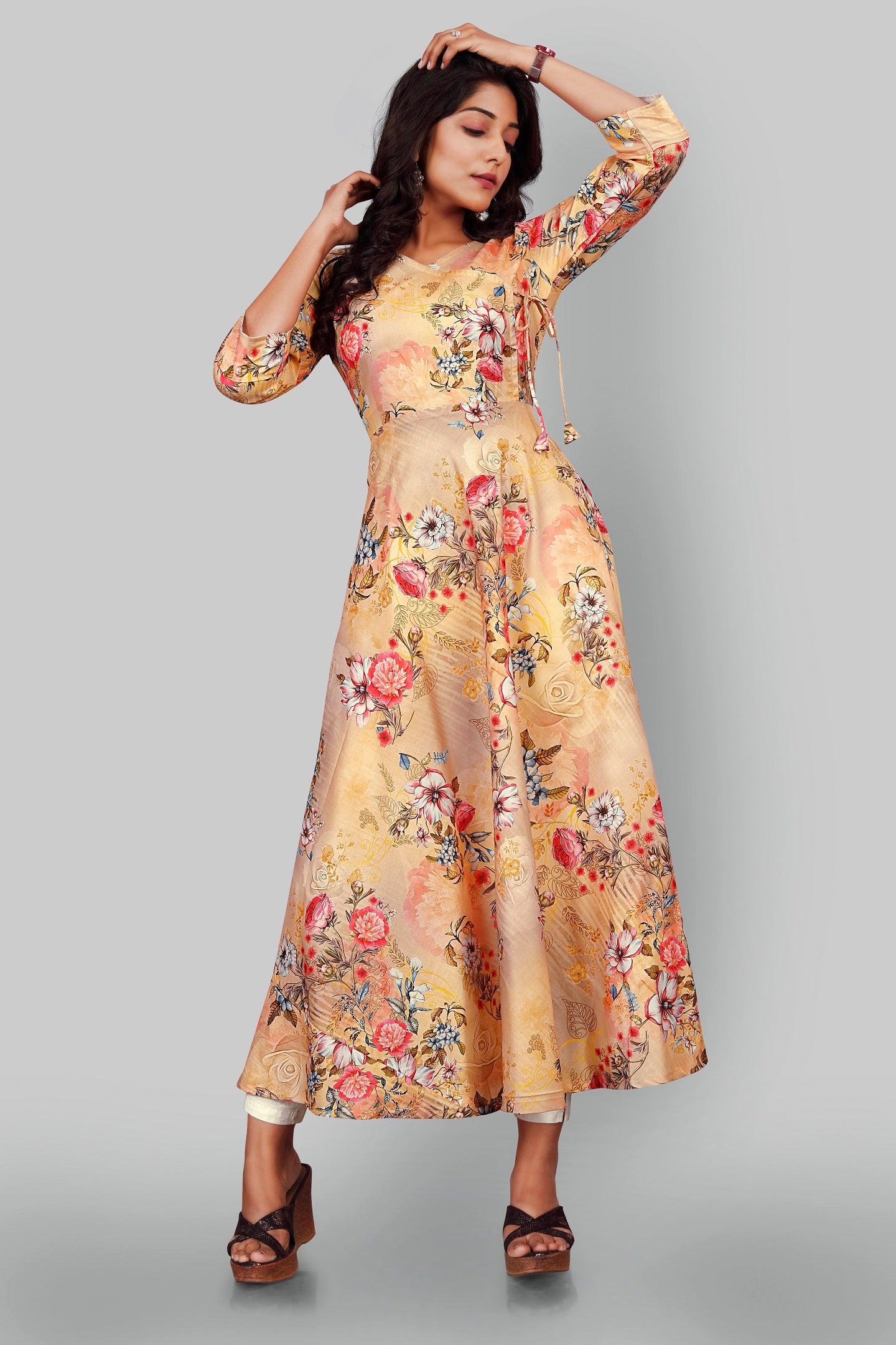 Women Peach-Coloured Floral Printed Cotton Anarkali Kurta Maxi Dress